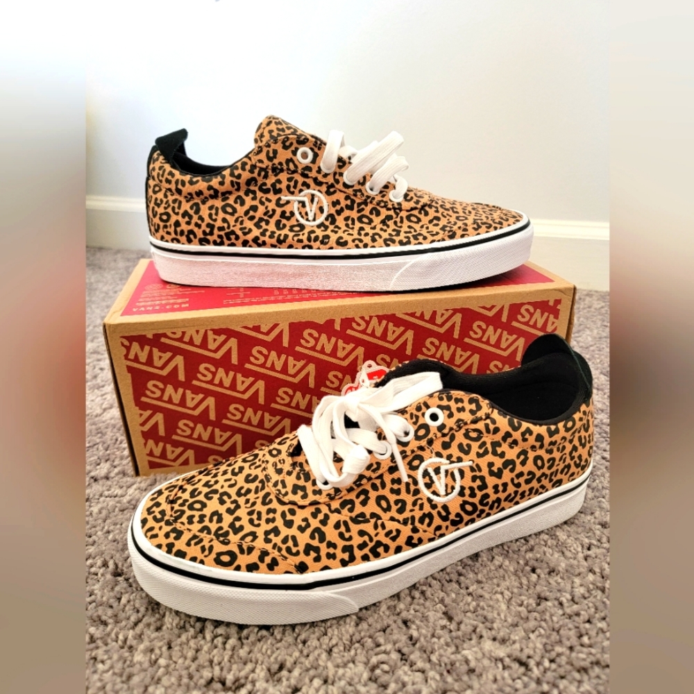 NWT Vans Sport Vulc Cheetah Tan Black / White Women’s Size 9.5W